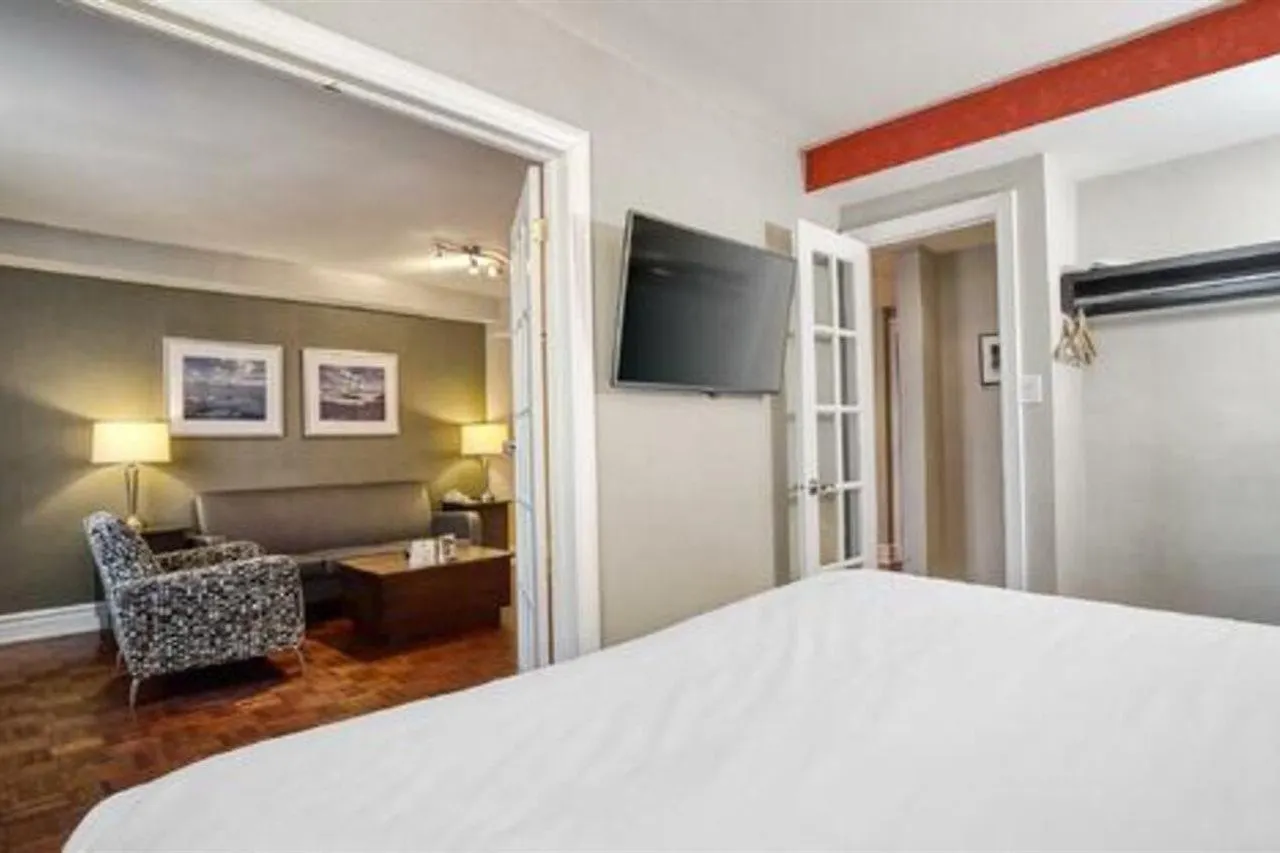 Town Inn Suites Hotel Toronto