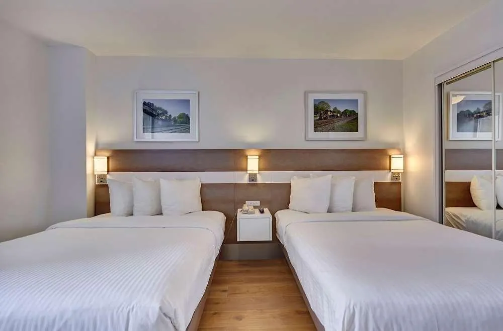 Town Inn Suites Hotel Toronto
