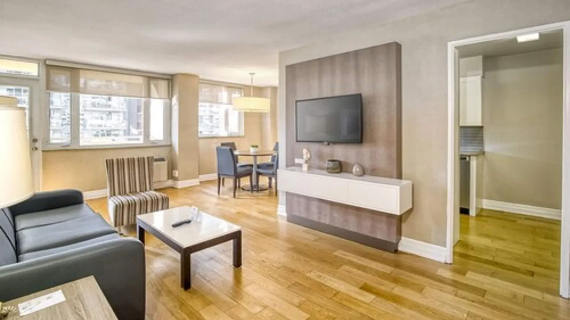 Town Inn Suites Hotel Toronto