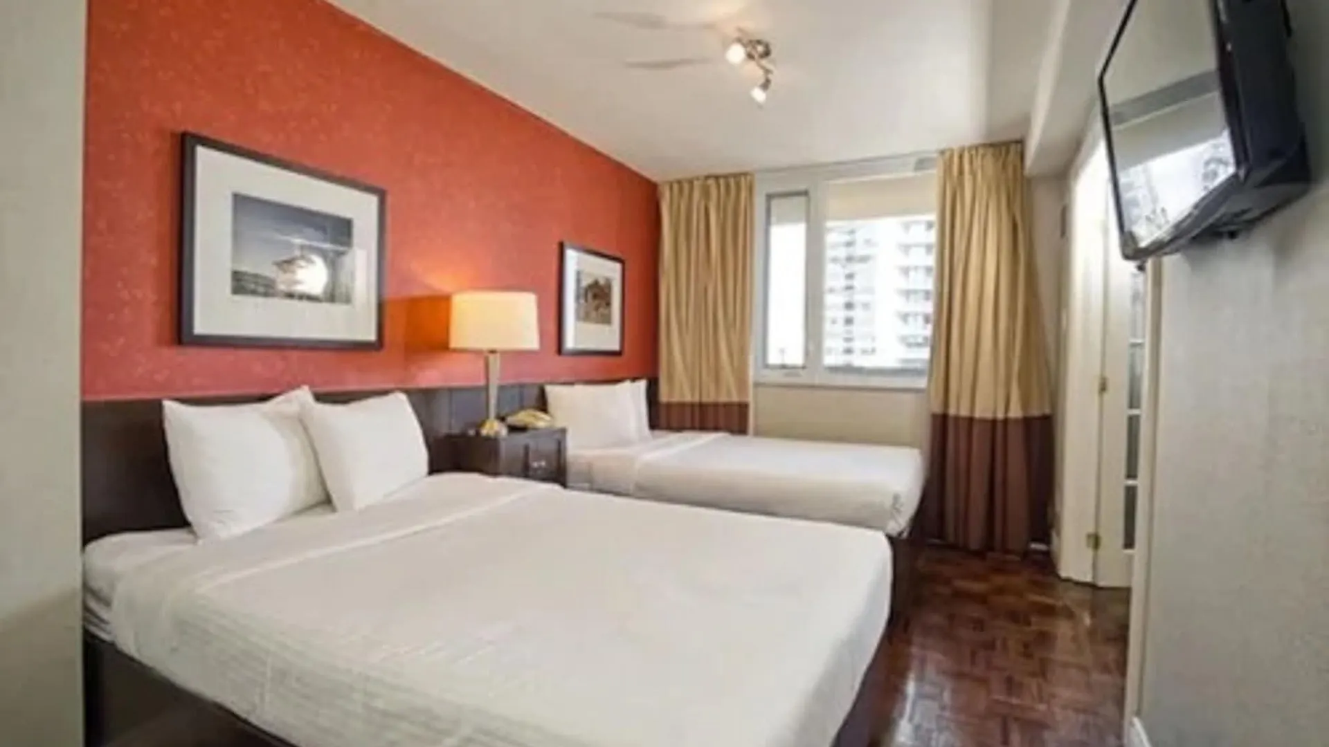 Town Inn Suites Hotel Toronto