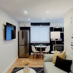 https://modern-luxurious-apartment-near-downtown-ottawa.ottawa-hotel.net