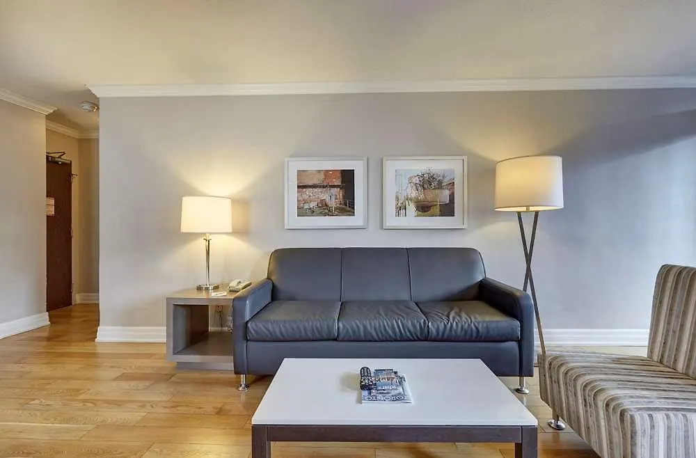 ***  Town Inn Suites Hotel Торонто Канада