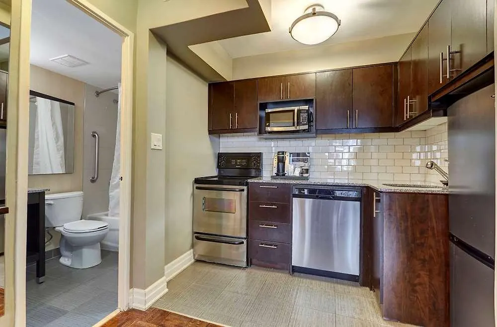 Town Inn Suites Hotel Toronto 3*,  Kanada